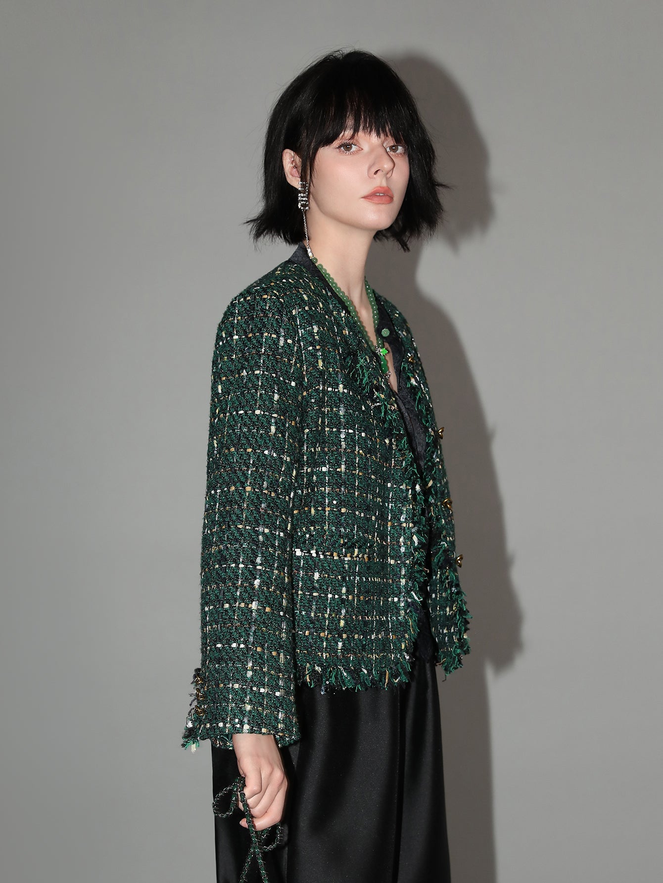 sophisticated-fringe-edged-tweed-jacket_all_green_3.jpg