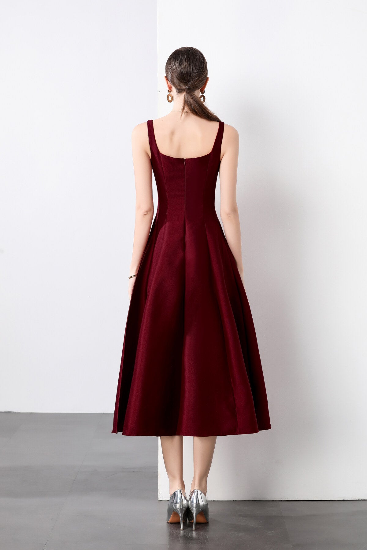 square-neck-thick-strap-long-flared-ballerina-dress_all_wine_4.jpg