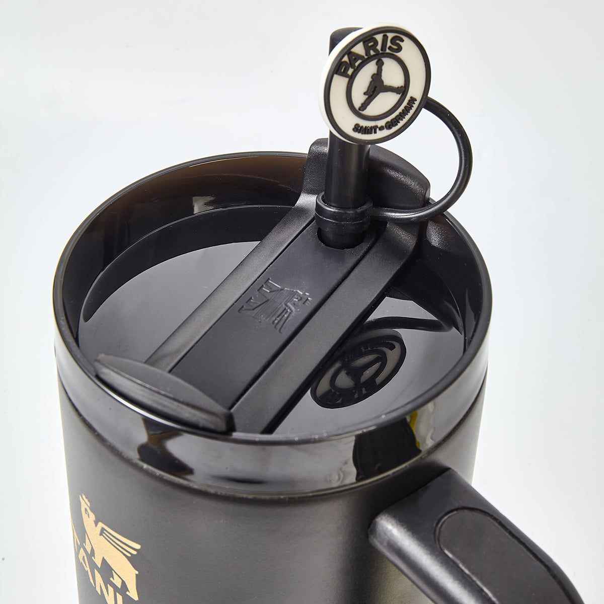 Stanley x Air Jordan 23 Retro 40oz Quencher H2.0 Tumbler – Matte Black Gold Jumpman