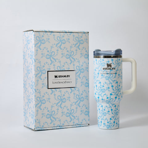 Stanley x LoveShackFancy Bow Blossom Quencher H2.0 FlowState Tumbler 40oz – Limited Edition