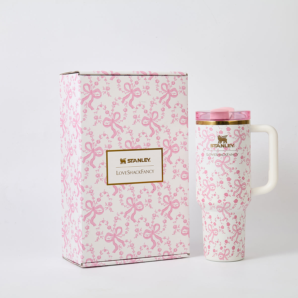 Stanley x LoveShackFancy Bow Blossom Quencher H2.0 FlowState Tumbler 40oz – Limited Edition