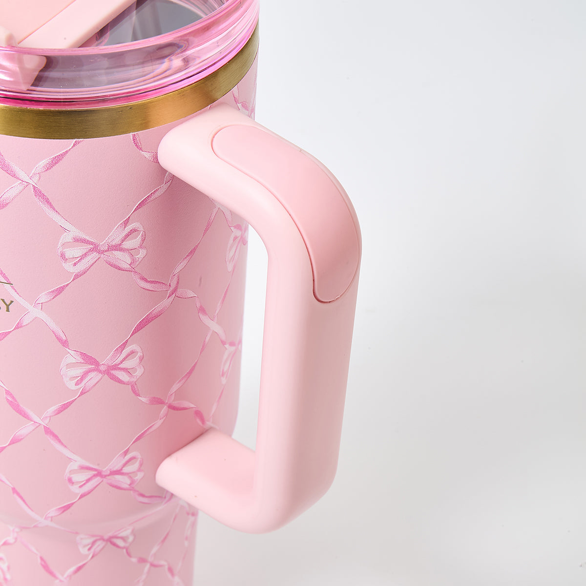 Stanley x LoveShackFancy Diamond Bow Quencher H2.0 FlowState Tumbler 40oz – Limited Edition