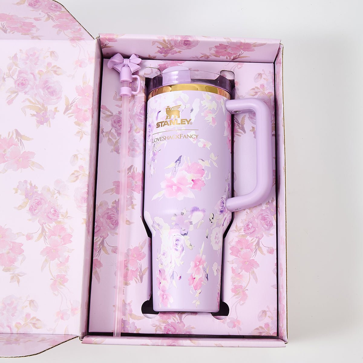 Stanley x LoveShackFancy Floral Lavender Quencher H2.0 FlowState Tumbler 40oz – Limited Edition Lavender Blossom Bow Tumbler