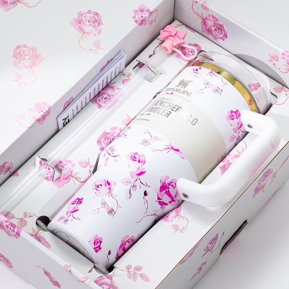 Stanley x LoveShackFancy Ribbon Rosa Quencher H2.0 FlowState Tumbler 40oz – Limited Edition Rose Garden Bow Tumbler