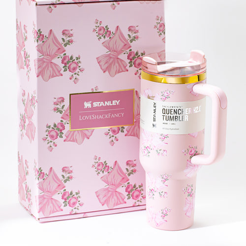 Stanley x LoveShackFancy Rosa Beaux Quencher H2.0 FlowState Tumbler 40oz – Limited Edition Floral Bow Collection