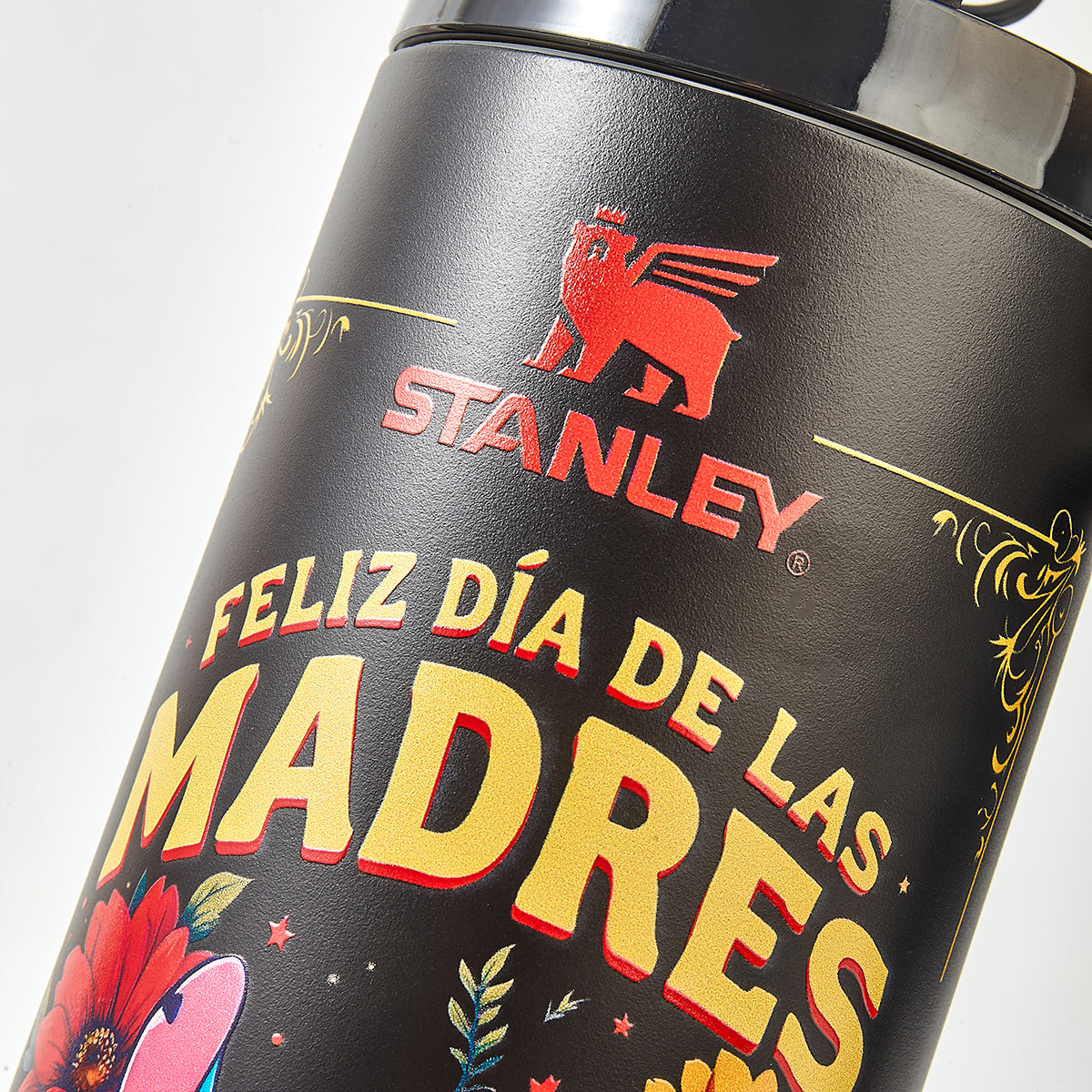 Stanley x Stitch Feliz Día de las Madres 40oz Quencher H2.0 Tumbler – Mother’s Day Limited Edition