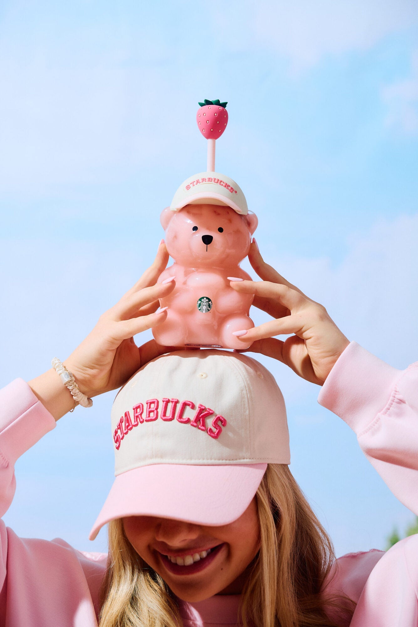Starbucks Strawberry Bearista™ Glass Cup 591ml / 20oz – Bear-Shaped Tumbler with Strawberry Straw Topper