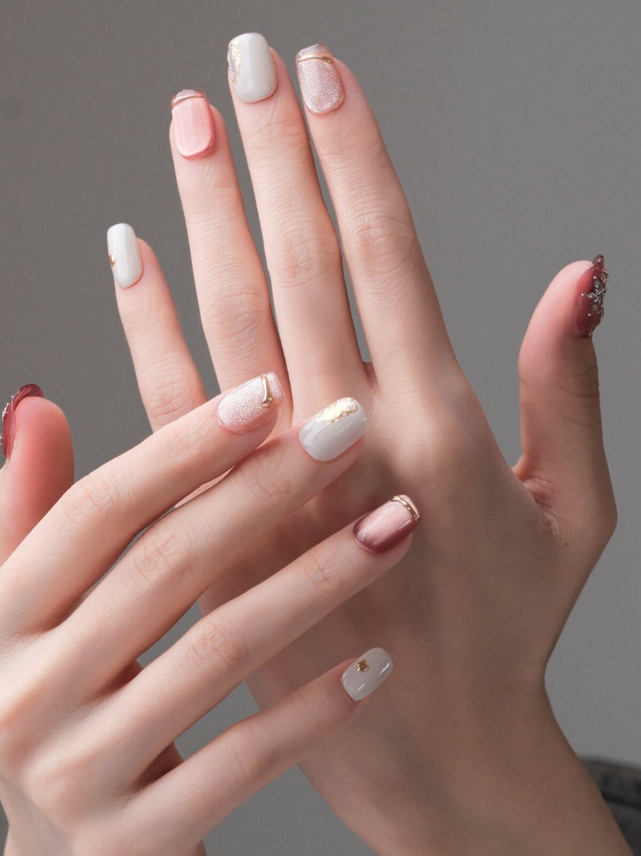 Strawberry Sweetheart Press-On Nails