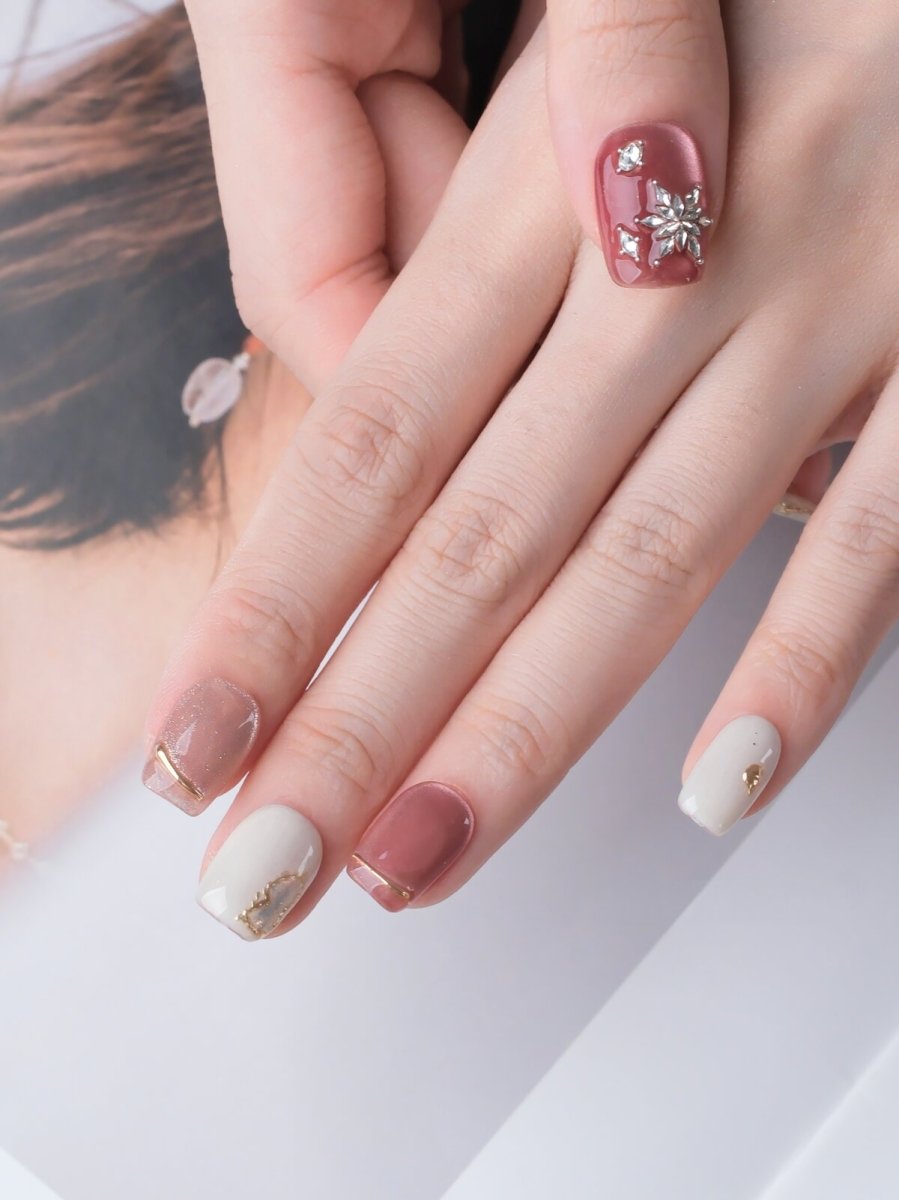 Strawberry Sweetheart Press-On Nails