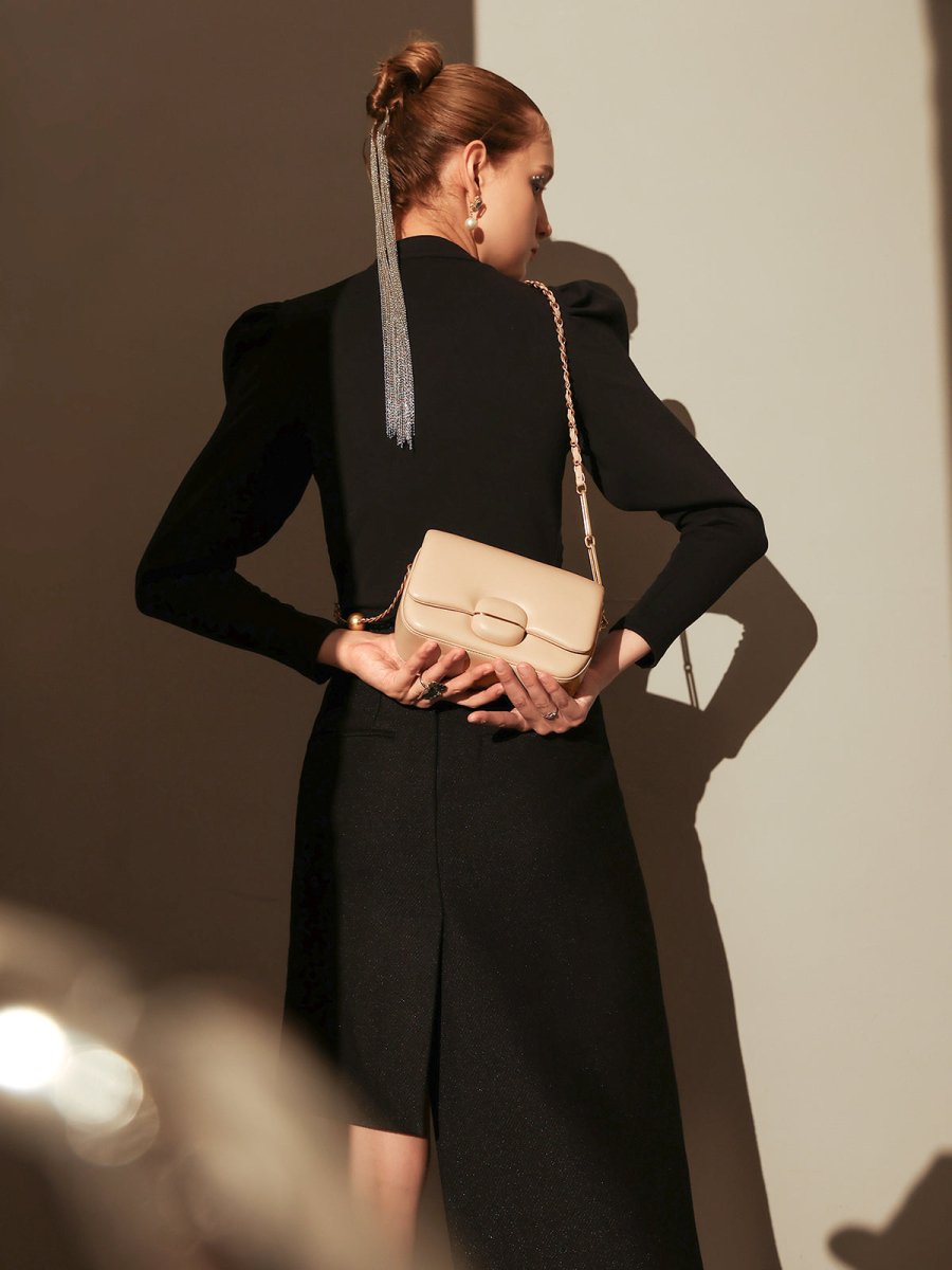 Structured Buckle Leather Shoulder Bag – Sculptural Lambskin Flap Bag with Gold Chain Strap