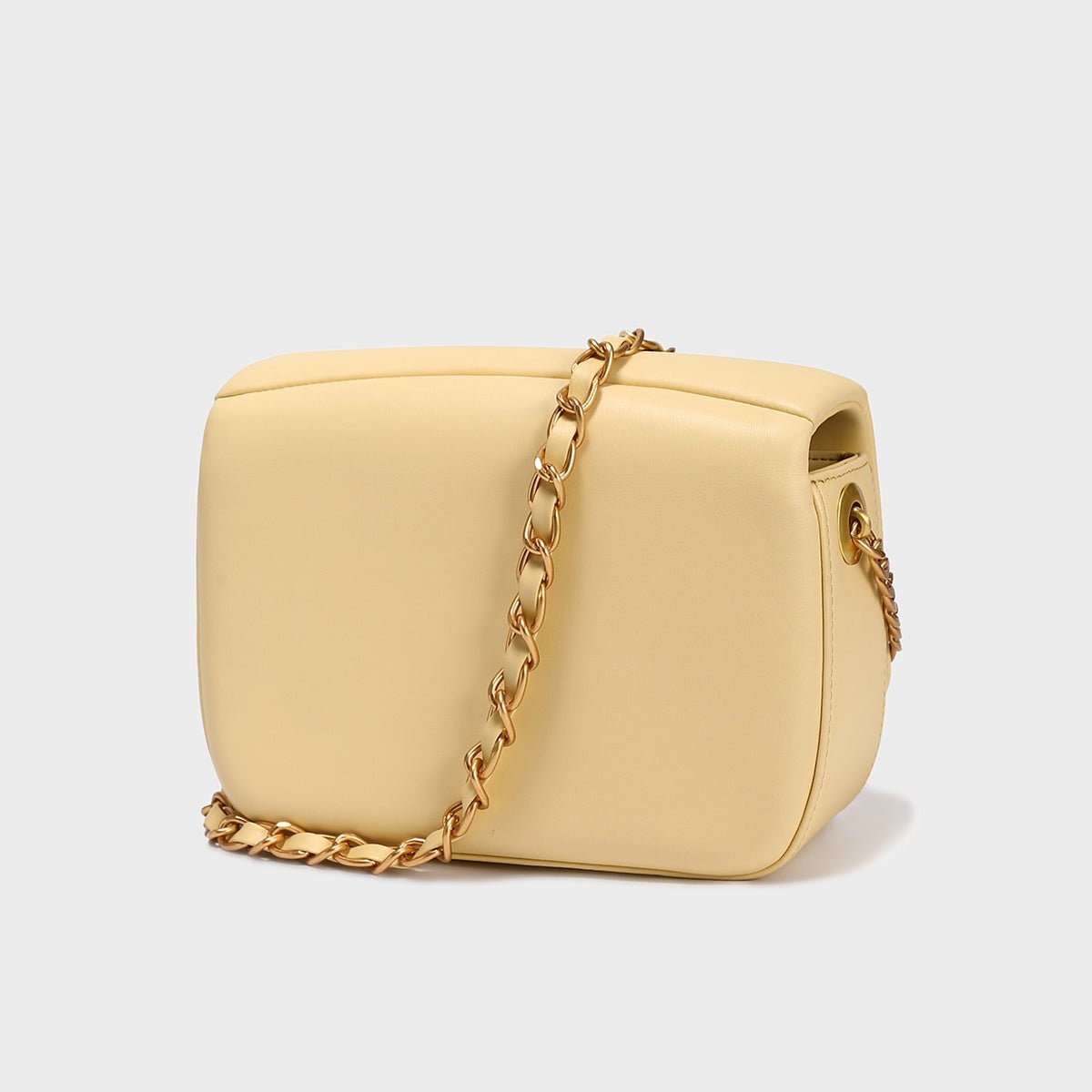 Structured Buckle Leather Shoulder Bag – Sculptural Lambskin Flap Bag with Gold Chain Strap