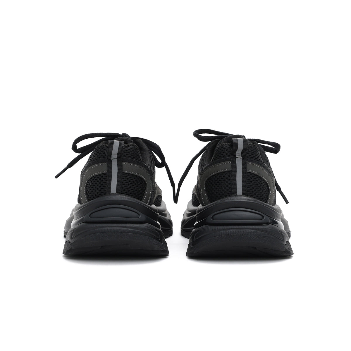 stylish lightweight running shoes all black 3