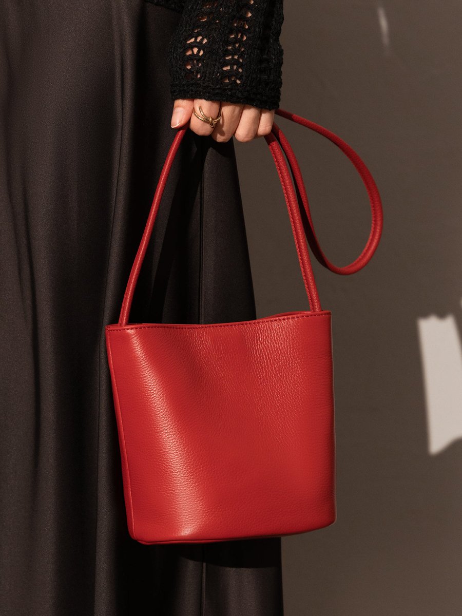 Thin Strap Waterproof Leather Bucket Bag – Minimalist Pebbled Leather Shoulder Bag with Knotted Detail