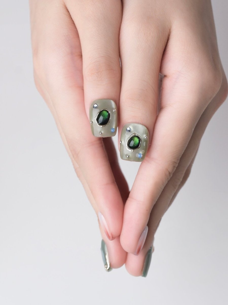 Tide Whisper 3D Press-On Nails