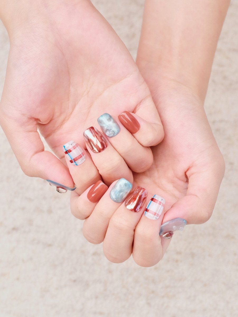 Tomato Girl 3D Press-On Nails