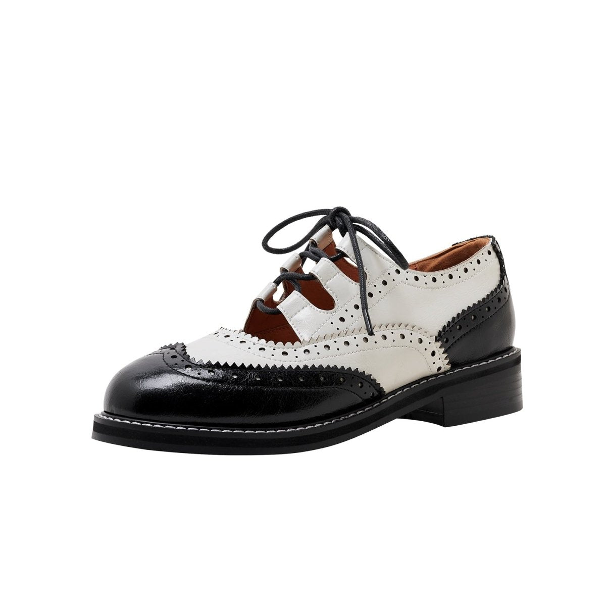 two - tone - oxford - lace - up - shoes_all_black_2.jpg