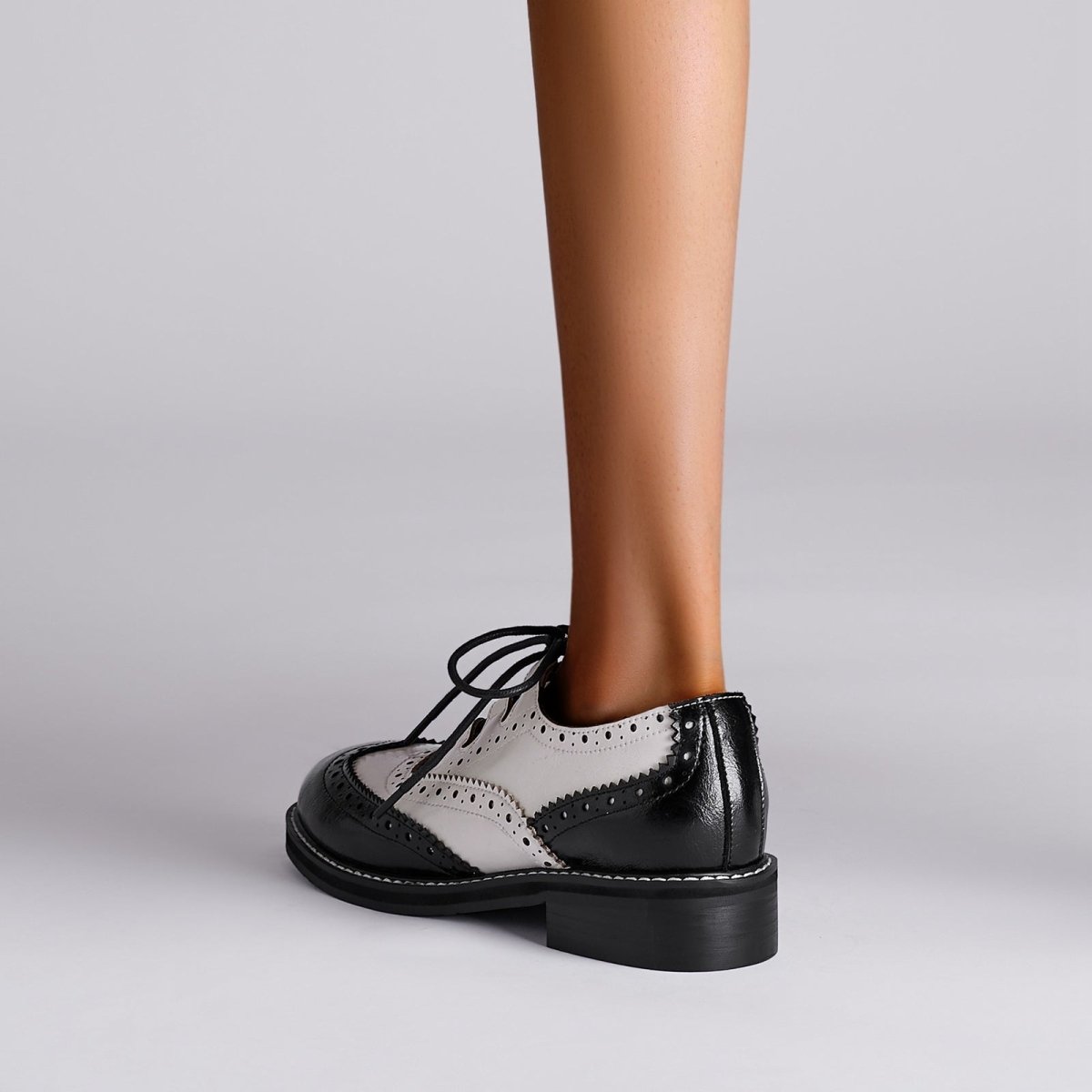 two - tone - oxford - lace - up - shoes_all_black_9.jpg