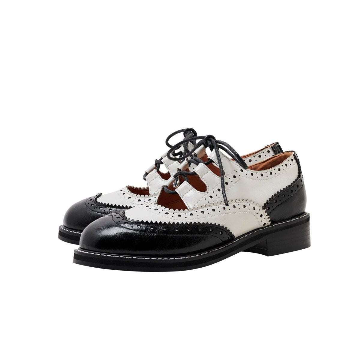 two - tone - oxford - lace - up - shoes_all_black_3.jpg