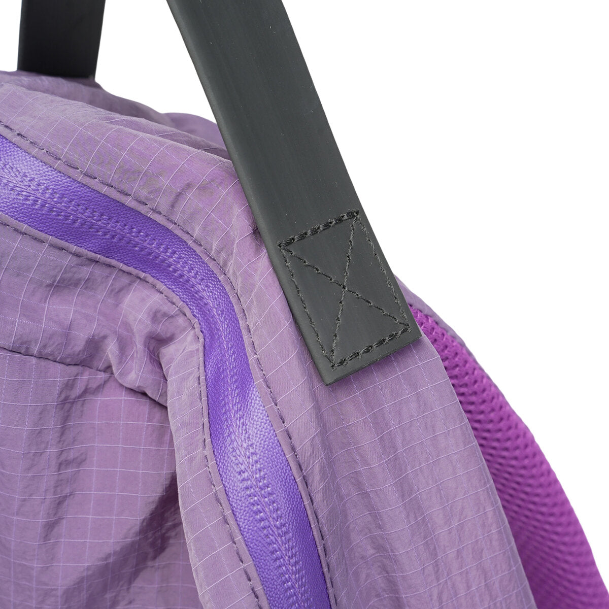 Ultra-Light Waffle Backpack – 230g Water-Resistant Daypack with Mesh Straps & Multi-Pocket Design