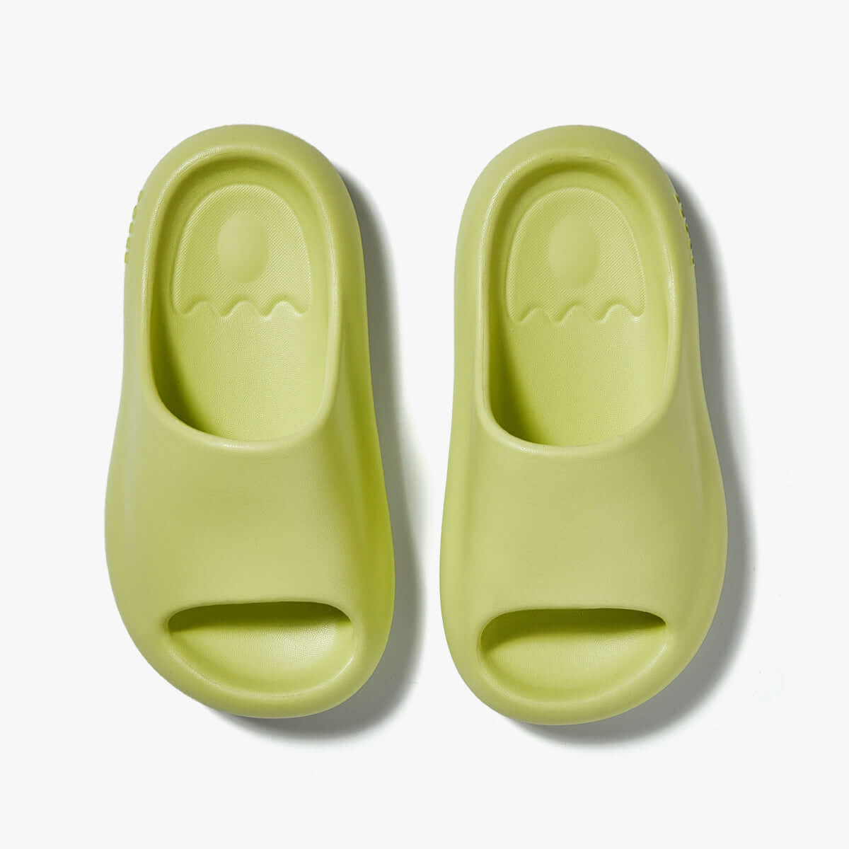 unisex lightweight kids sandals all green 4