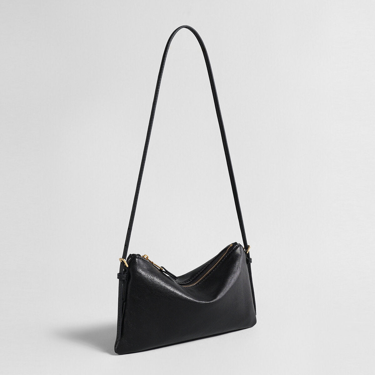 Vegetable-Tanned Lambskin Hobo Bag – Slouchy Shoulder Bag with Slim Adjustable Strap