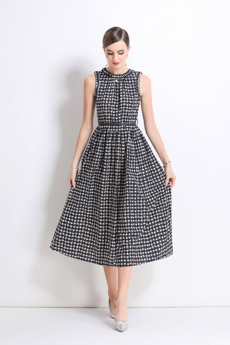 Vintage Checkered Sleeveless Midi Dress with Belt