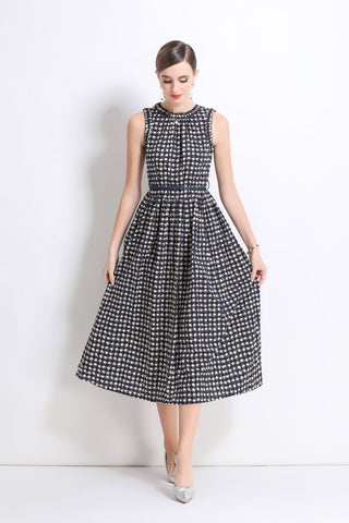 Vintage Checkered Sleeveless Midi Dress with Belt