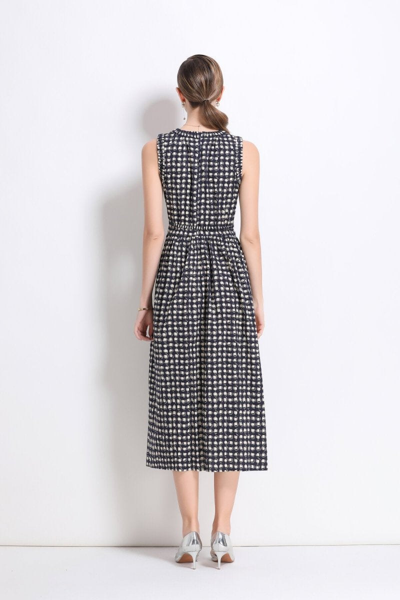 Vintage Checkered Sleeveless Midi Dress with Belt