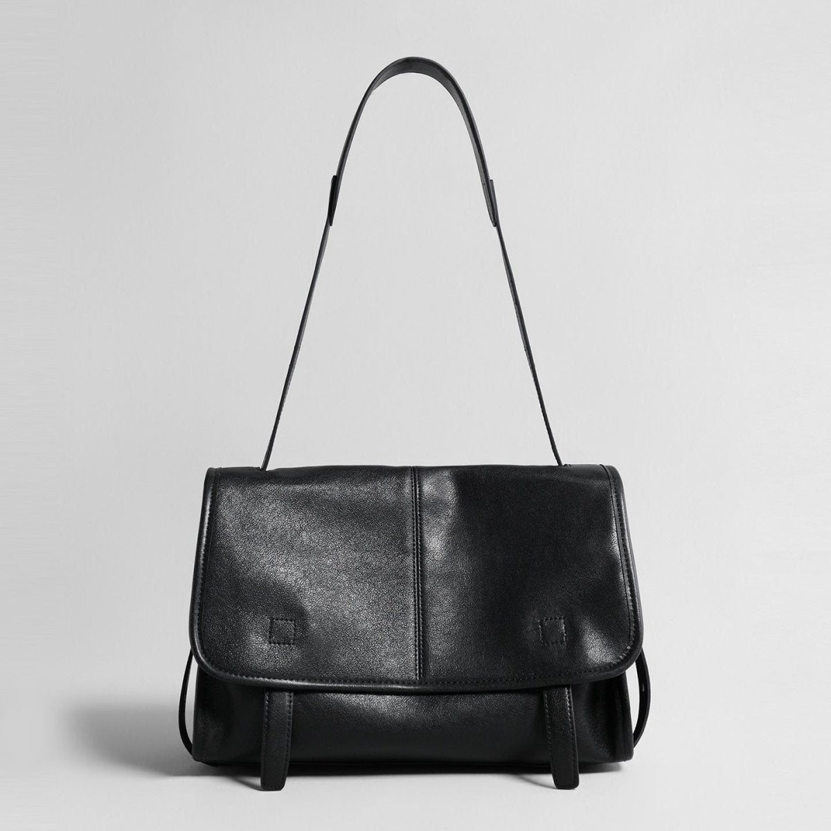Vintage Leather Messenger Bag – Flap-Top Crossbody Shoulder Bag