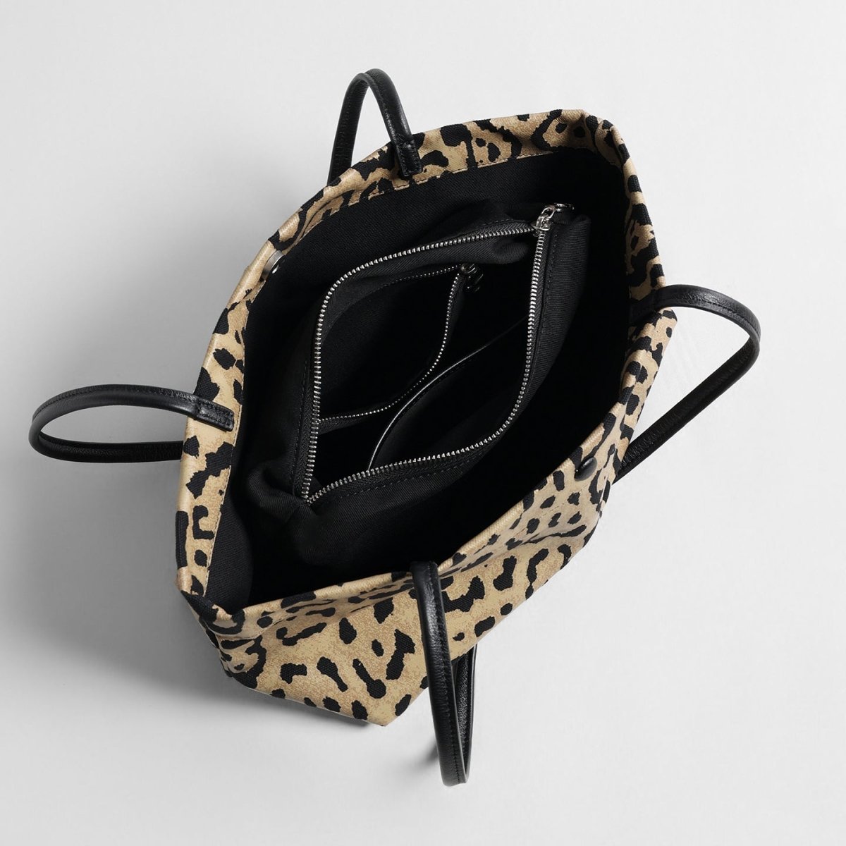 Vintage Leopard Print Canvas Underarm Bag – Leather Strap Shoulder Bag