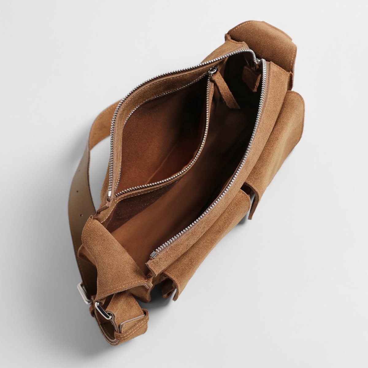 Vintage Suede Multi-Pocket Messenger Bag – Wide Strap Crossbody Bag
