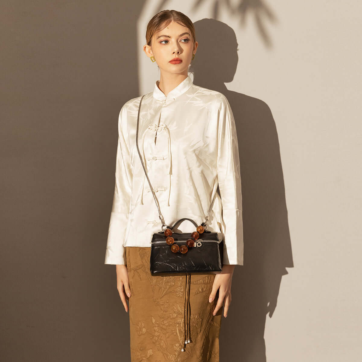 vintage vanity shoulder bag black 7