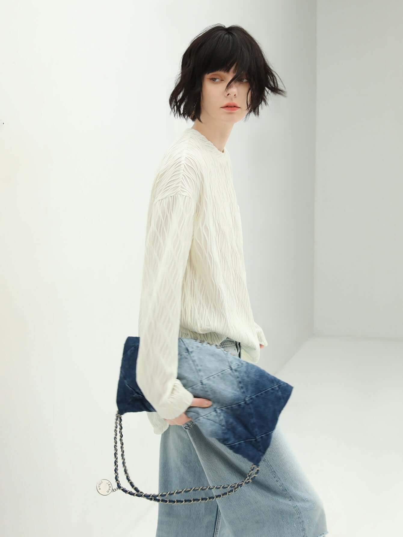 white textured t shirt all white 3