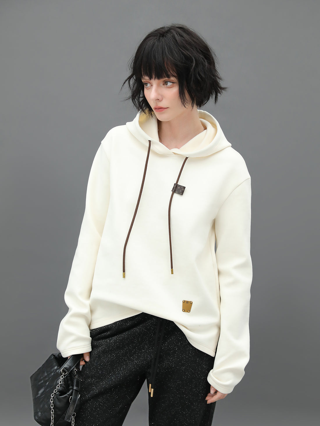 white-thermal-hooded-sweater_all_white_2.jpg