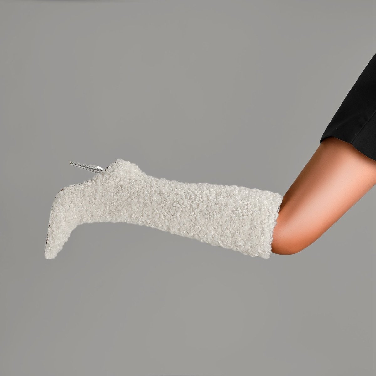 Wooly Pointed Toe Knee High Boots - 0cm