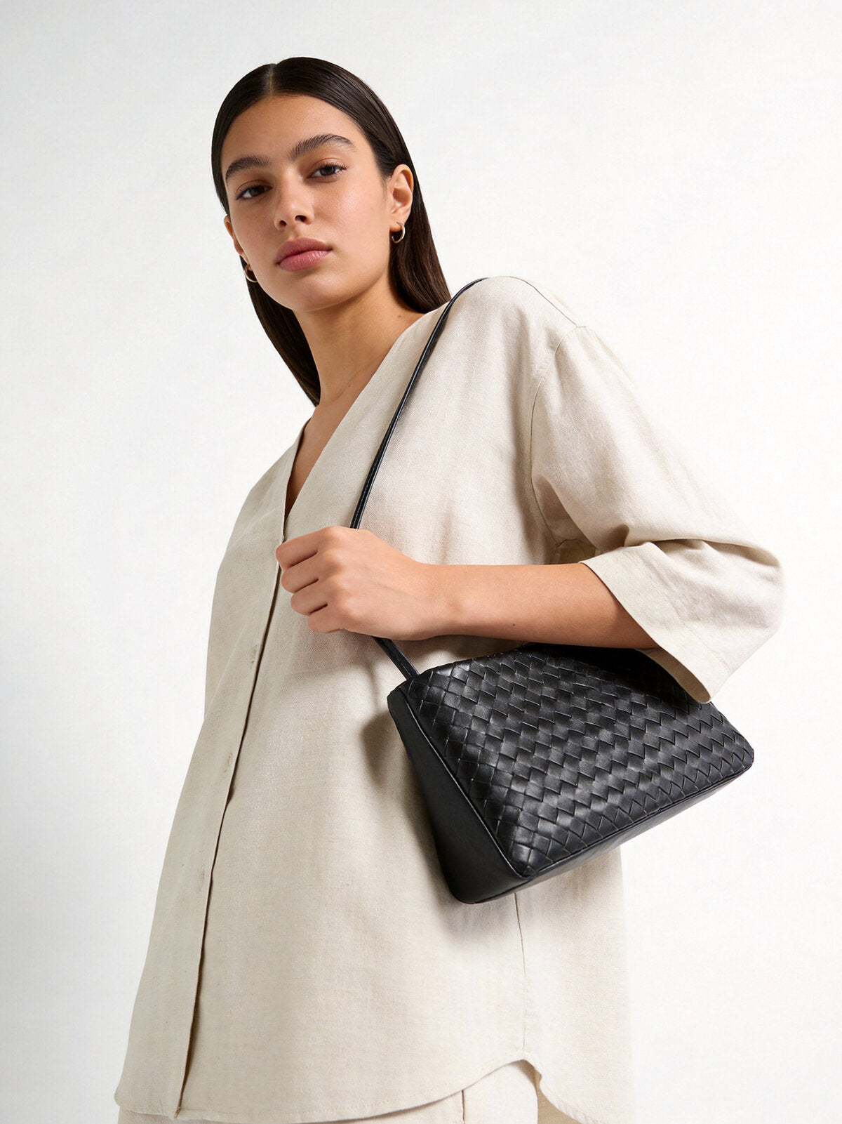 Woven Lambskin Shoulder Bag – Soft Structured Leather Crossbody Bag
