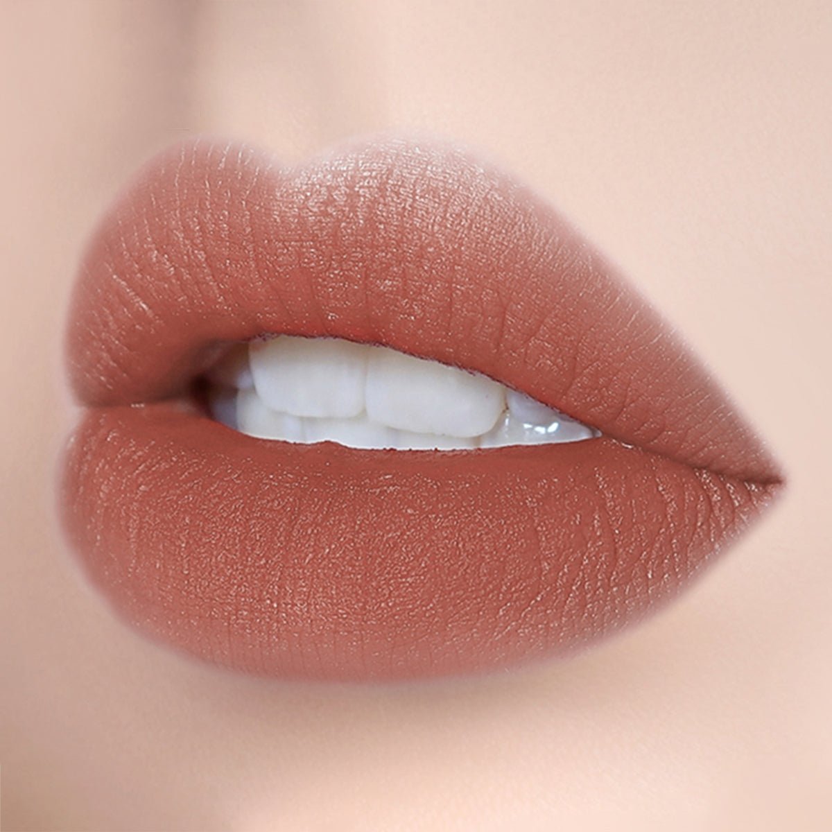 Airy Lip Gloss Super Matte Series P004 Pink   0cm