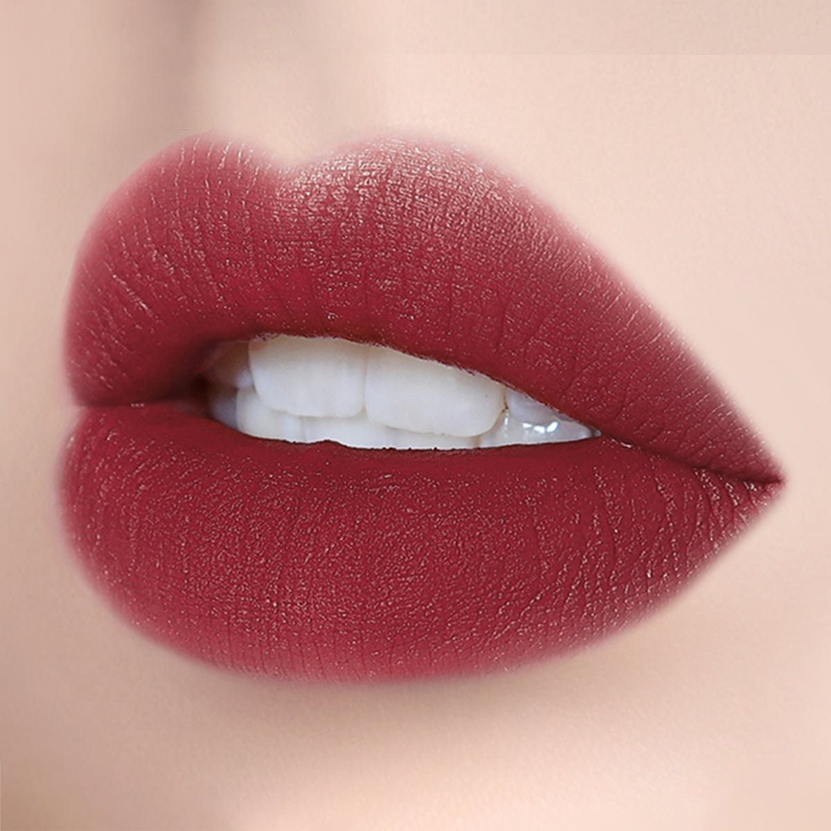 Airy Lip Gloss Super Matte Series R012 Red   0cm