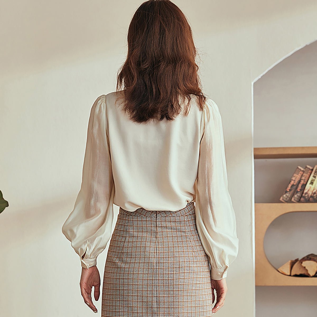 Beautiful 90s Inspired Vintage Apricot Shirt   0cm