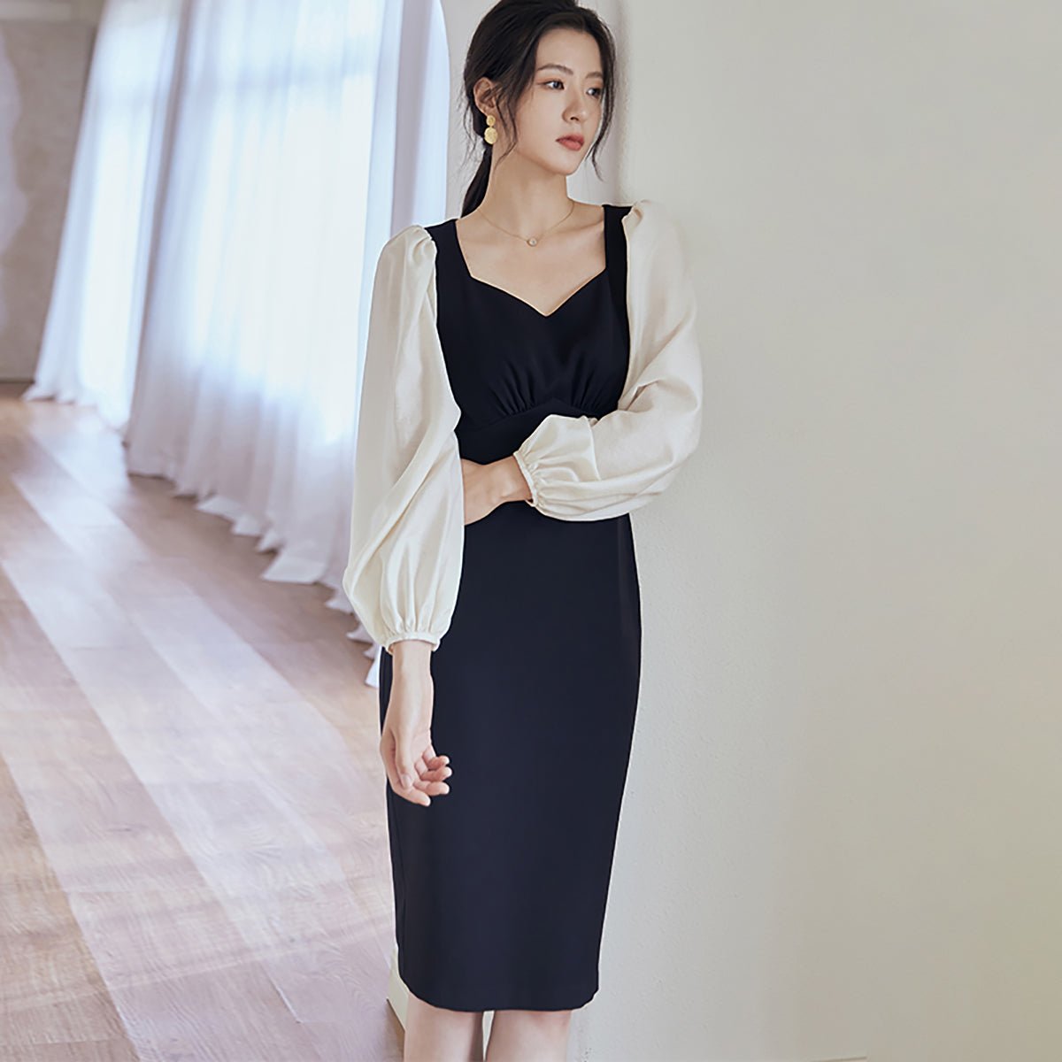 Classy Belted Black Bodycon Dress   0cm