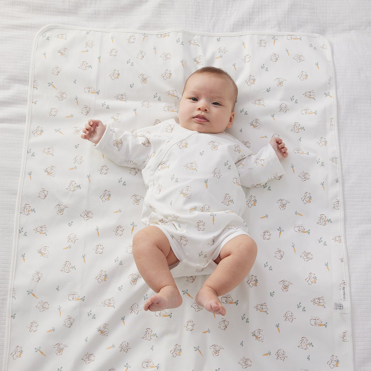Cute Rabbit Waterproof Baby White Changing Mat   0cm