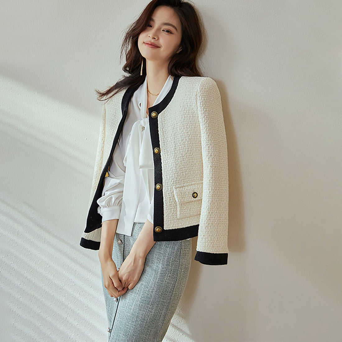 Elegant French Tweed White Jacket - 0cm