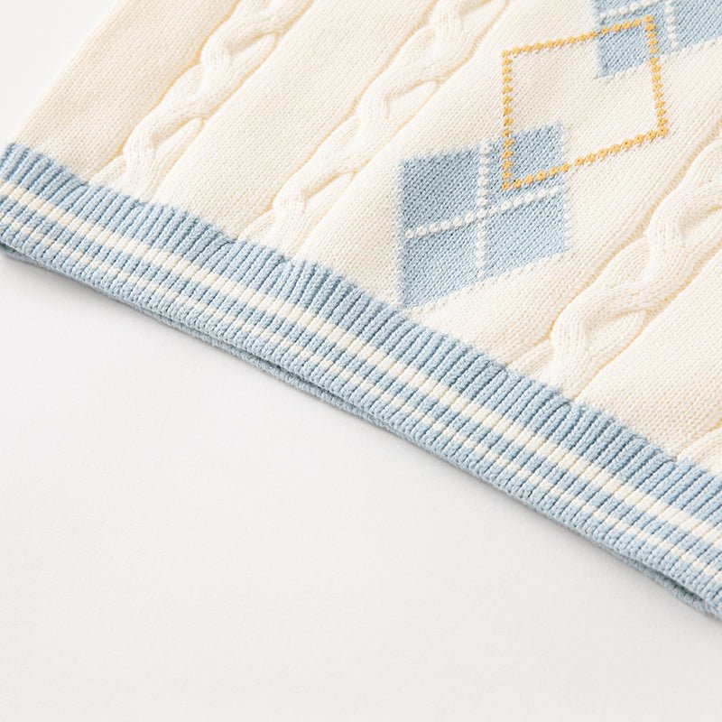 Elephant Embroidery Argyle Pattern Boy V Neck Cable Knitted Ivory Vest   0cm