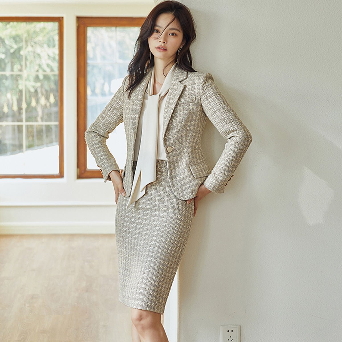 Feminine Lapel Blazer and Pencil Skirt Set in Beige   0cm