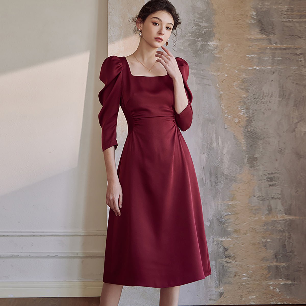 Flattering Gathered Waist Dress in Wine - 0cm