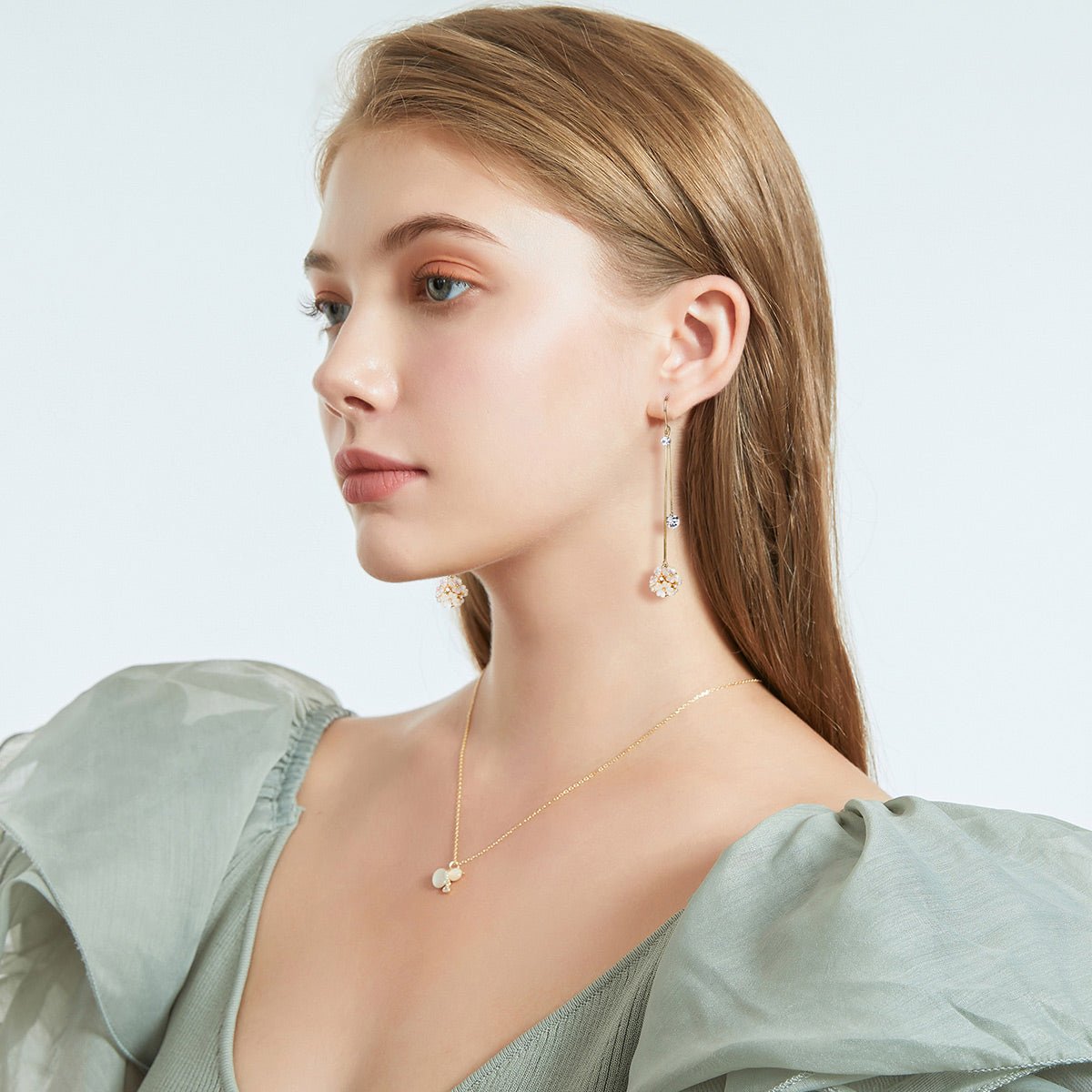 Four leaf Flower Ball Gold Earrings   0cm