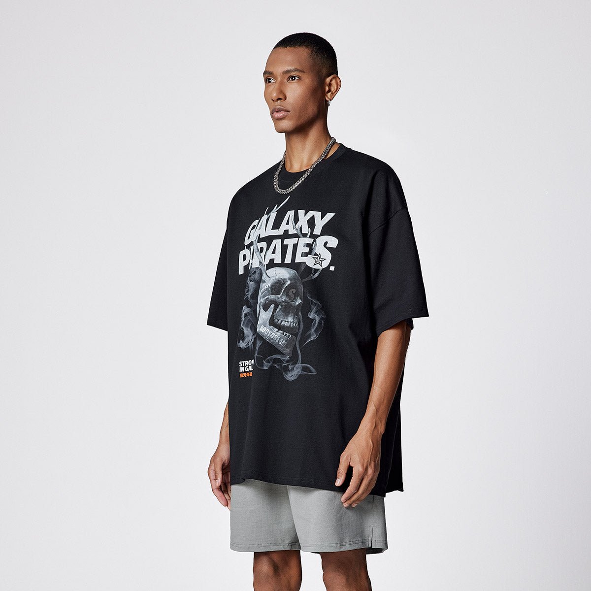 Galaxy Pirates Oversized Black Tee   0cm