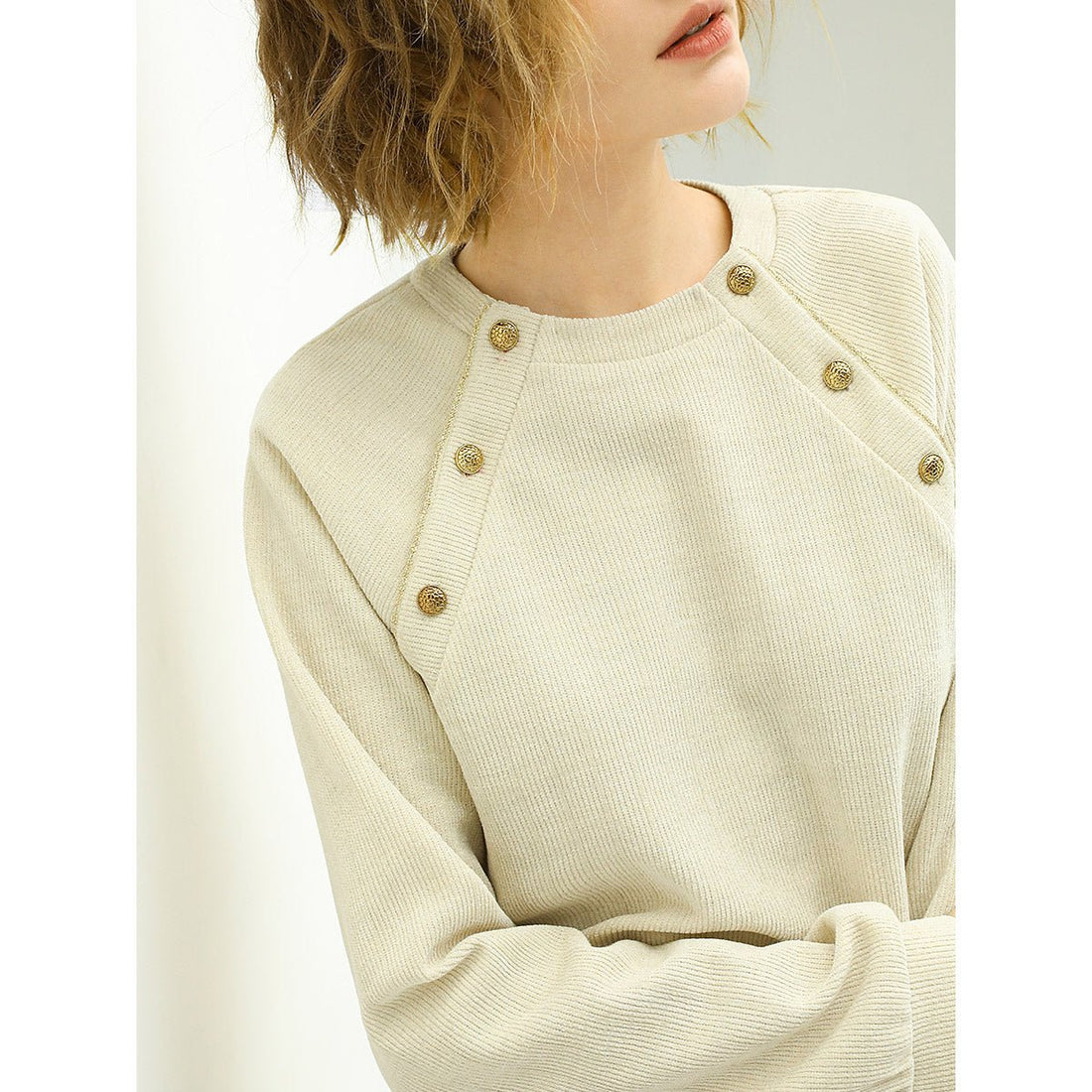 Gold Snap Button Cream Knitting Sweater