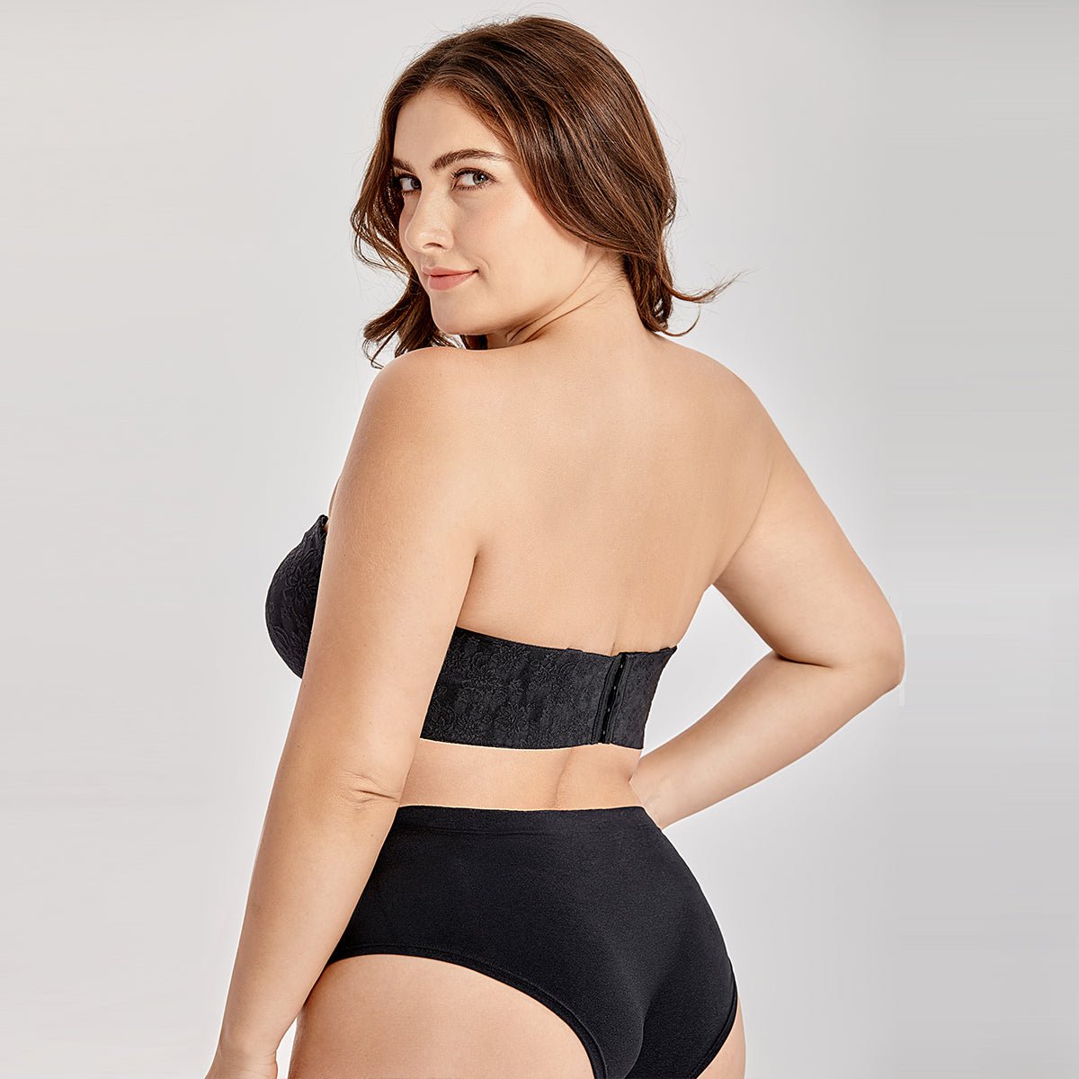 Large Bust Minimizer Strapless Underwire Non Padded Black Jacquard Bra   0cm