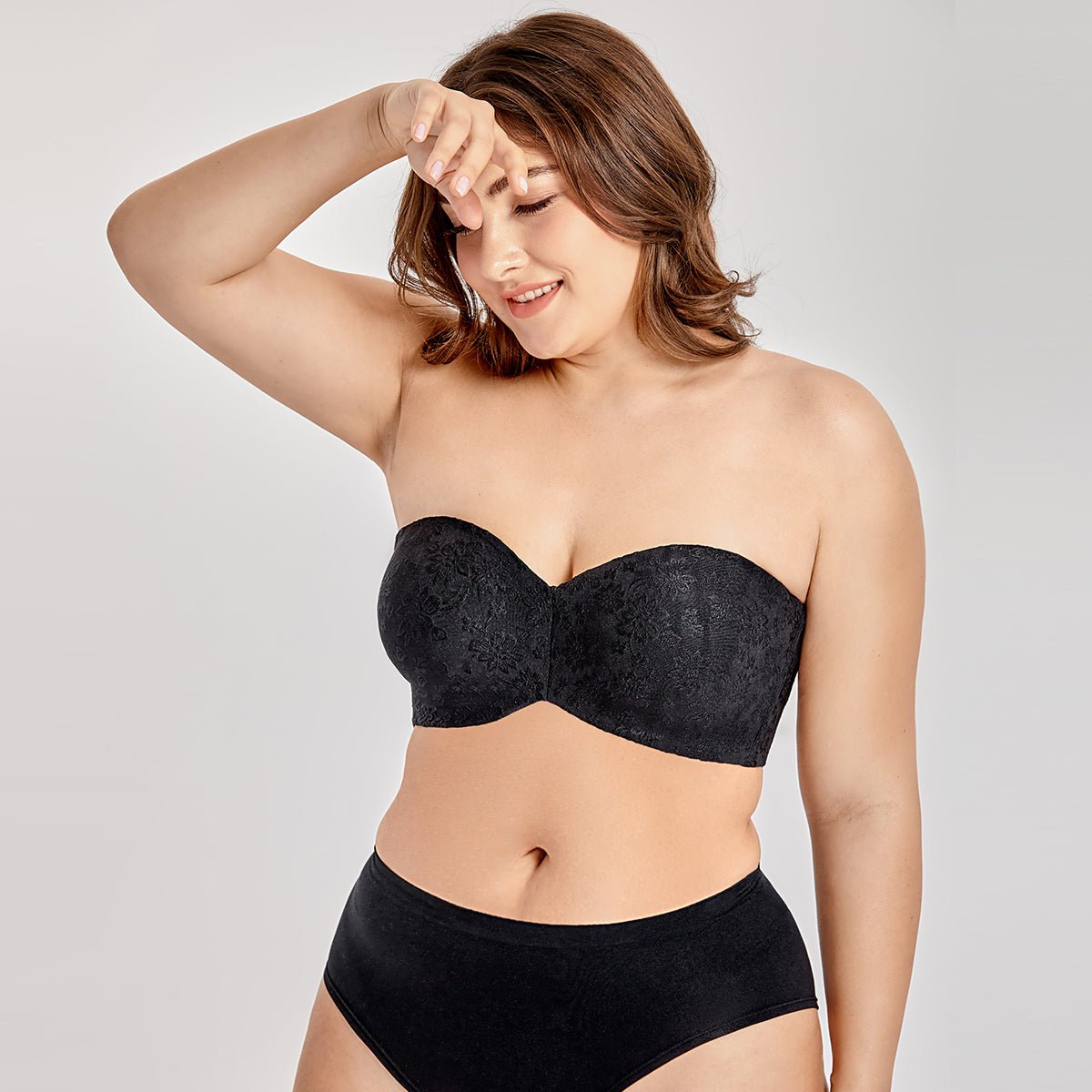 Large Bust Minimizer Strapless Underwire Non Padded Black Jacquard Bra   0cm